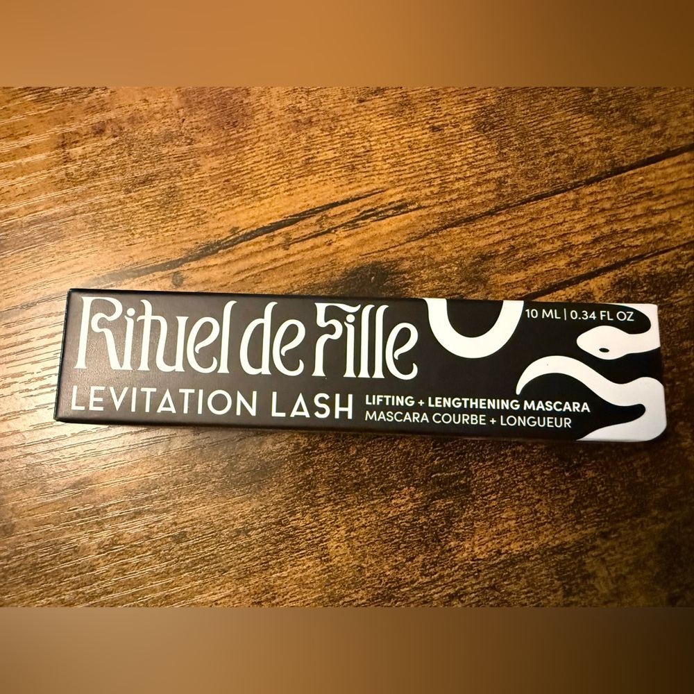 Rituel de Fille Levitation Lash Mascara in Midnight Black